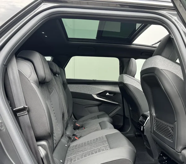 Peugeot e-5008 (2026) — foto 7 van 30