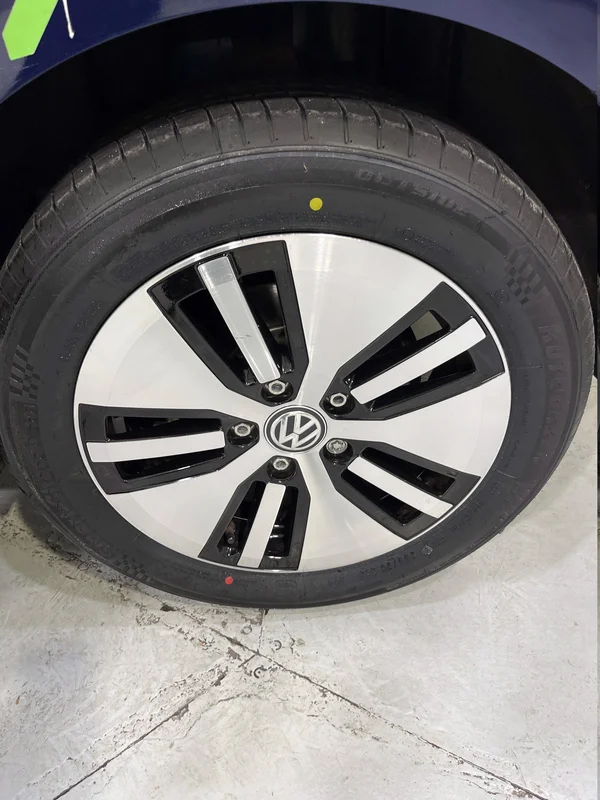 Volkswagen E-Golf (2019) — foto 55 van 75