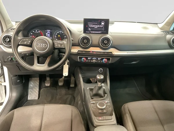 AUDI Q2 (2019) — foto 2 van 24