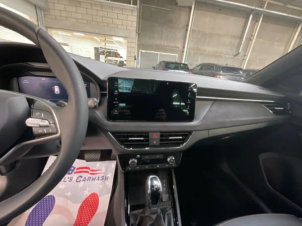 SKODA Kamiq (2025) — foto 6 van 24