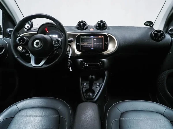 smart Fortwo (2024) — foto 7 van 10