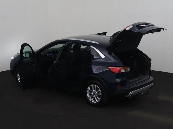 FORD Kuga (2023) — foto 33 van 34