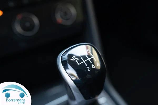 Volkswagen Tiguan (2021) — foto 34 van 39