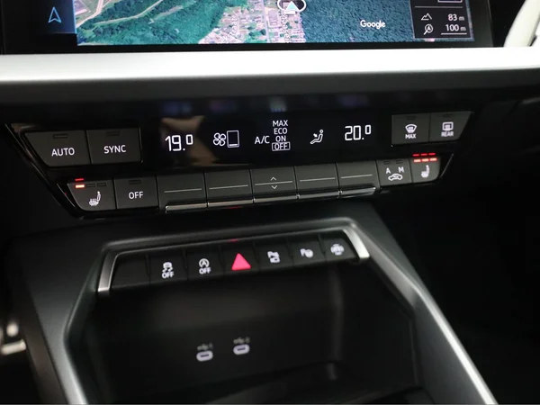 AUDI A3 Sportback (2025) — foto 10 van 21