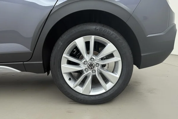 Volkswagen Taigo — foto 13 van 16