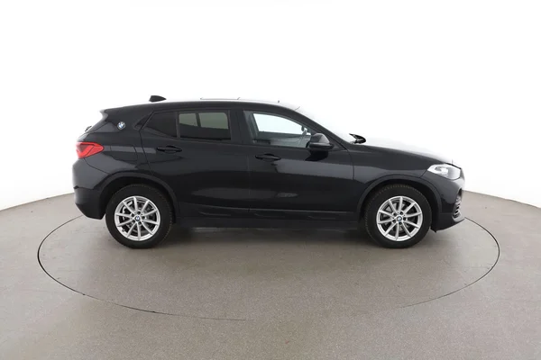 BMW X2 (2019) — foto 13 van 16