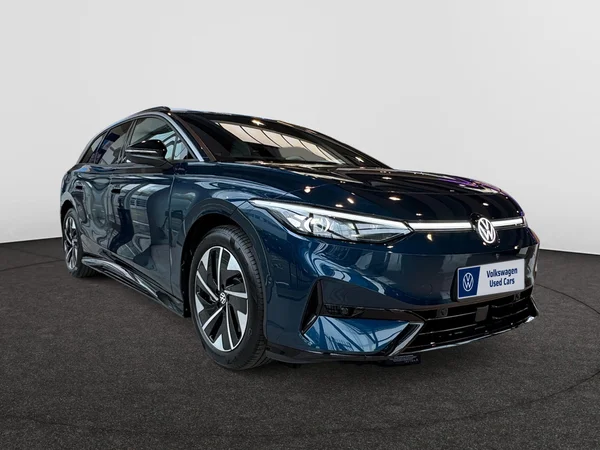 VOLKSWAGEN ID.7 Tourer (2025) — foto 19 van 23