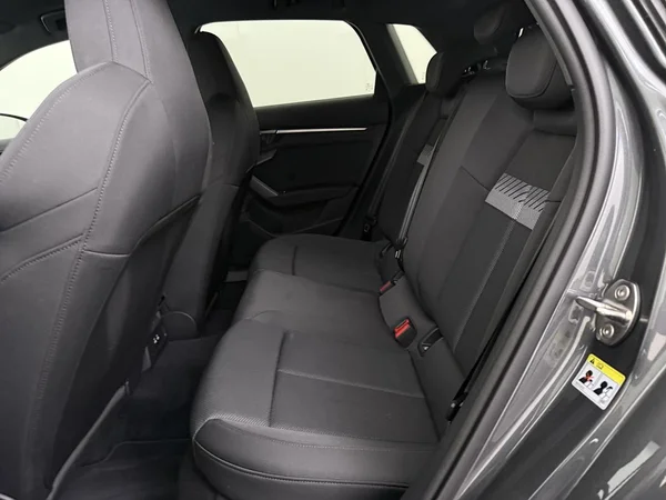 AUDI A3 Sportback (2025) — foto 2 van 18