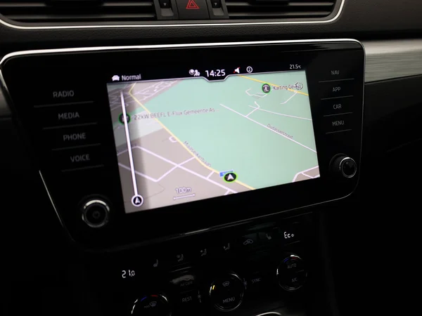 SKODA Superb Combi (2024) — foto 17 van 24