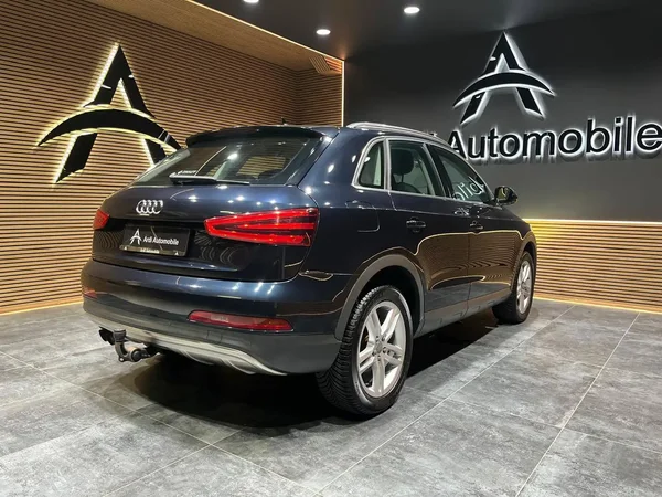Audi Q3 (2015) — foto 15 van 20