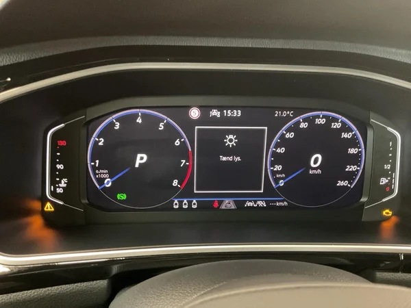 VOLKSWAGEN T-Roc (2024) — foto 6 van 22