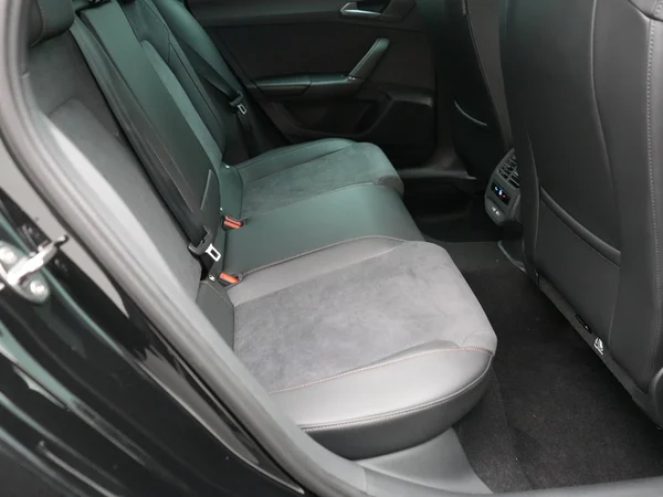 CUPRA Leon e-Hybrid (PHEV) (2025) — foto 6 van 10