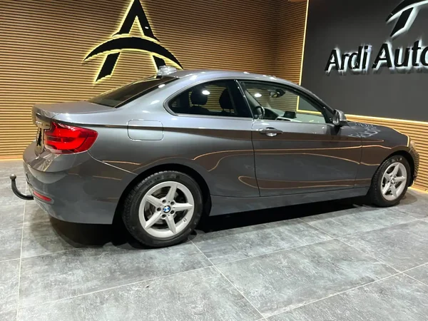 Bmw 220 (2021) — foto 13 van 21