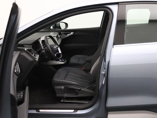 AUDI Q4 Sportback e-tron (2022) — foto 3 van 25