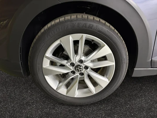 VOLKSWAGEN Taigo (2026) — foto 12 van 15
