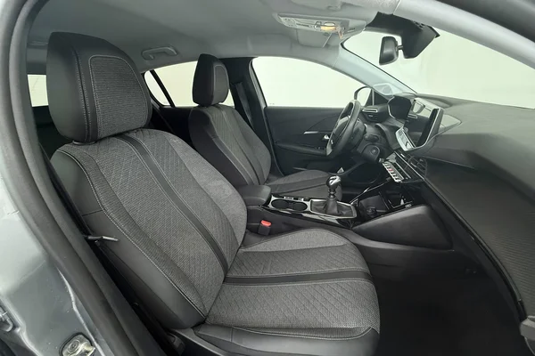 Peugeot 208 (2025) — foto 7 van 26