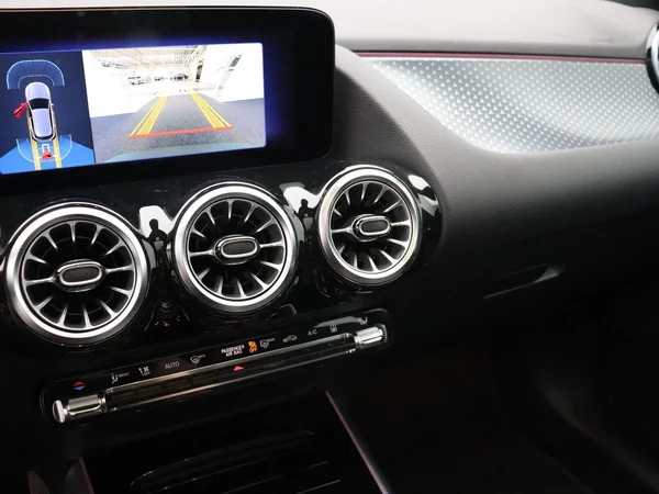 Mercedes-Benz EQA (2025) — foto 5 van 26