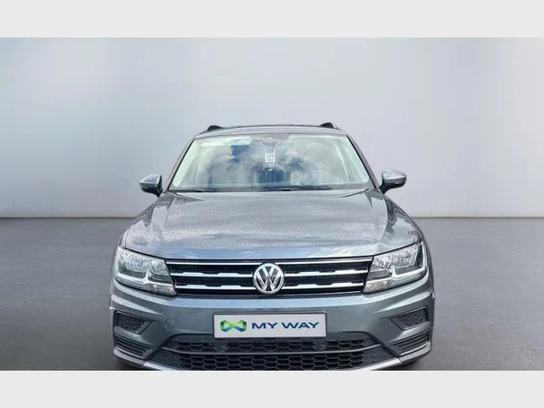 Volkswagen Tiguan Allspace (2021) — foto 12 van 28