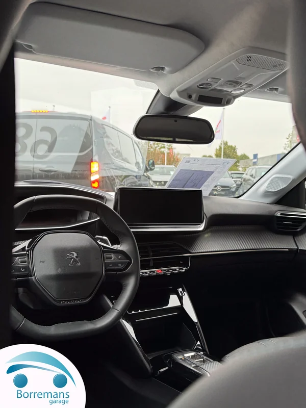 Peugeot 208 (2022) — foto 18 van 34