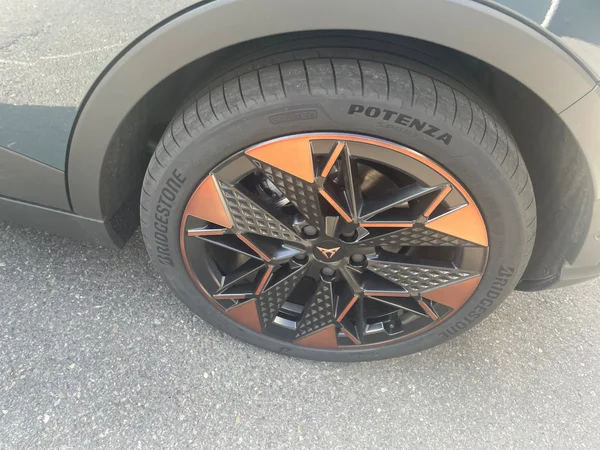 CUPRA Raval (2026) — foto 15 van 22