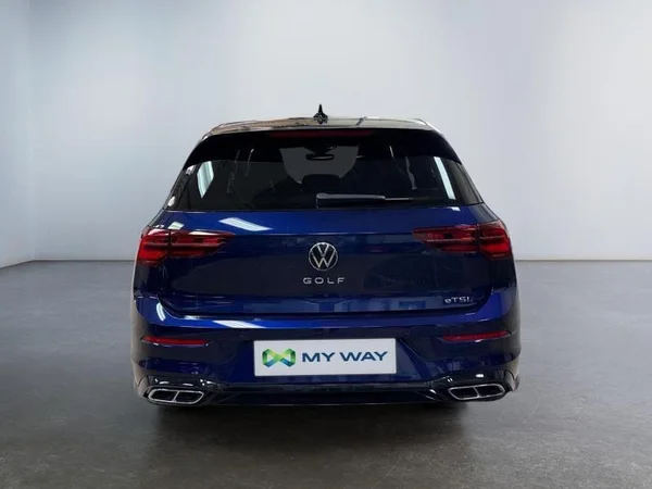 VOLKSWAGEN Golf VIII (2023) — foto 28 van 31
