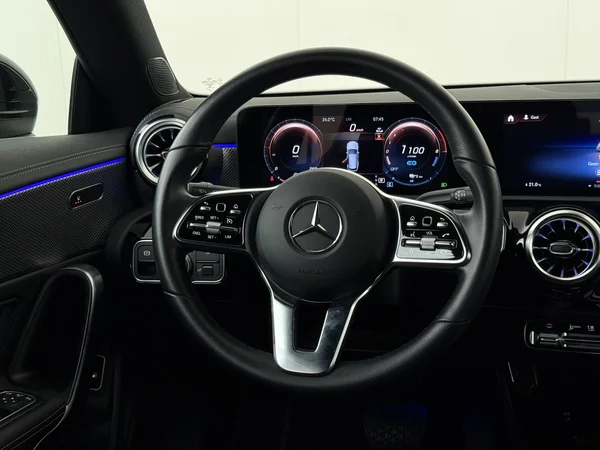 MERCEDES CLA 250 (2022) — foto 14 van 31