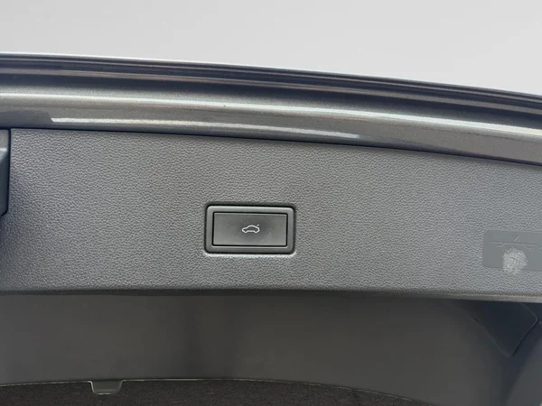 VOLKSWAGEN T-Roc (2022) — foto 4 van 12