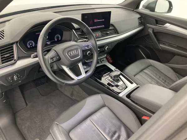 AUDI Q5 (2022) — foto 9 van 36