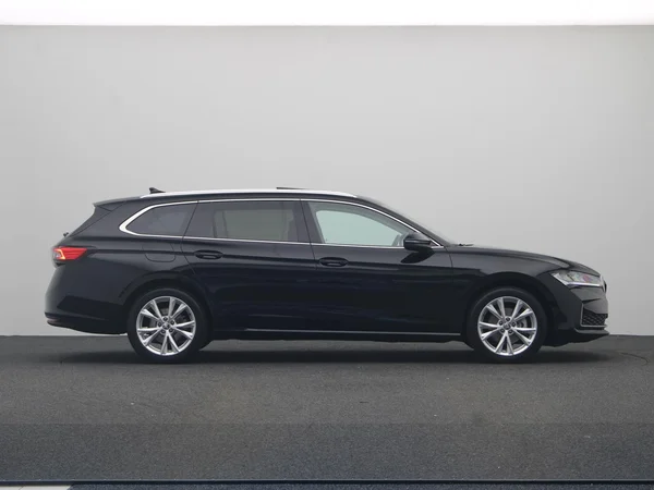 SKODA Superb Combi (2025) — foto 21 van 23