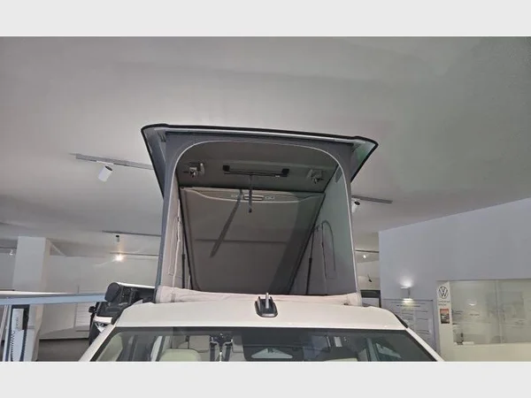 VOLKSWAGEN California T7 eHybrid (2026) — foto 8 van 17